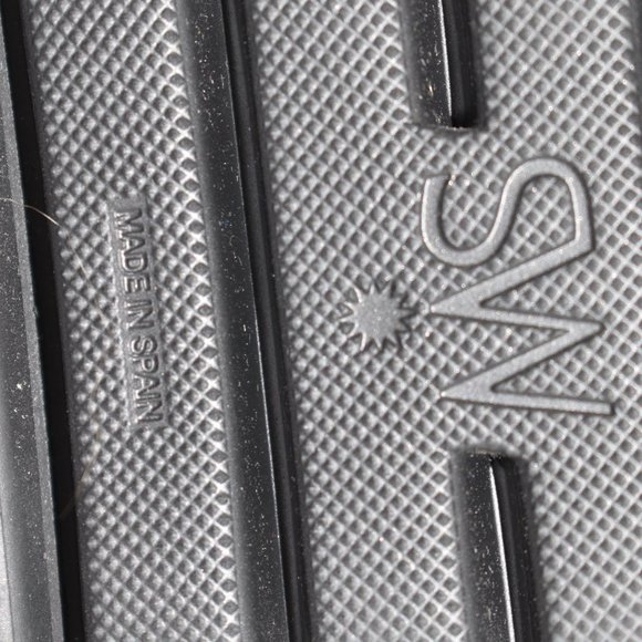 $550 Stuart Weitzman Gala Lift TALL Leather Sandal GLADIATOR BLACK 7  (PA4) - Picture 8 of 10